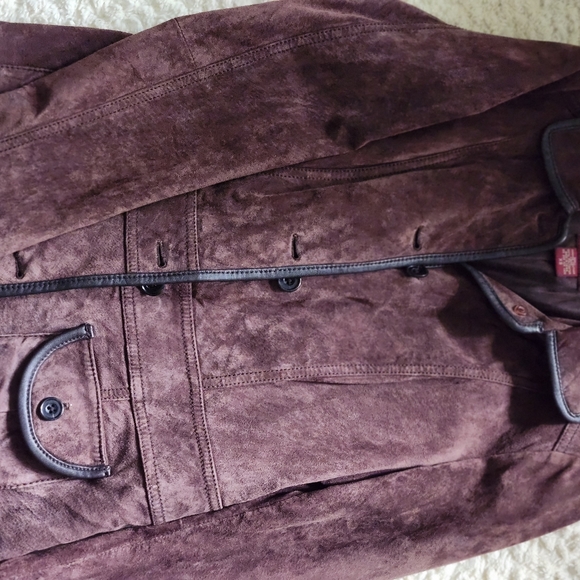 Seattle Suede Jacket - Picture 9 of 14